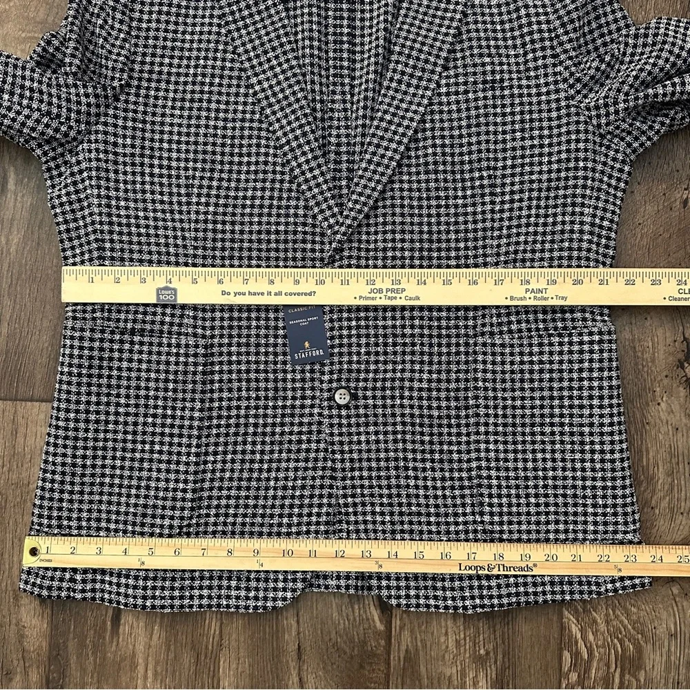 Stafford Classic Fit Sport Coat Blazer Jacket Mens Sz 44S White Black Navy Check